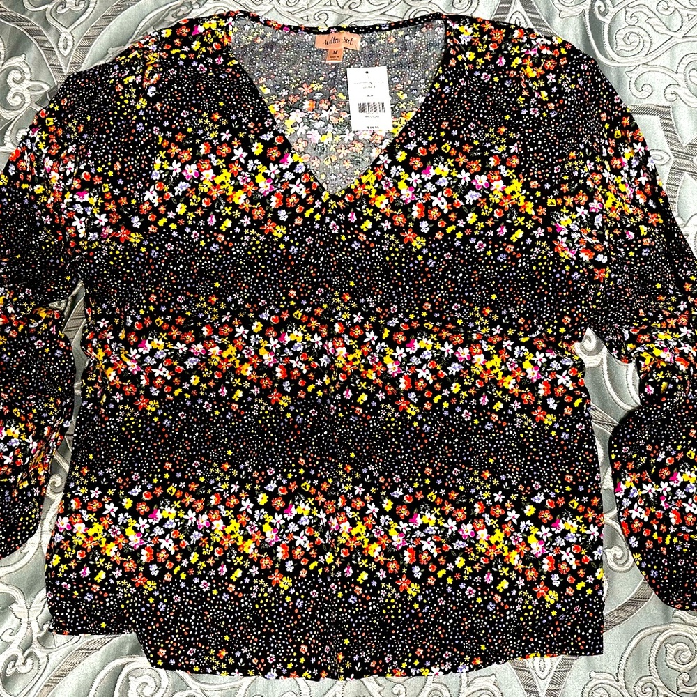 Willow Root woman’s top size M.